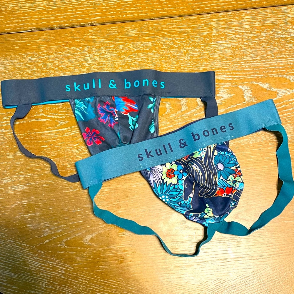 Skull & Bones jockstraps (2) large